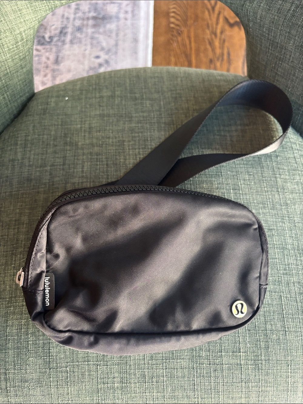 lululemon athletica everywhere Black Men's women’s unisex Belt Bag crossbody